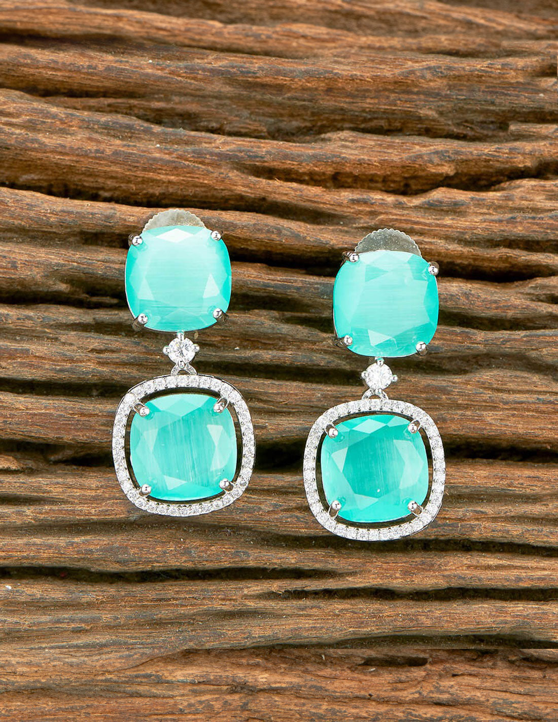 Pendientes de piedras semi-preciosas y circonitas