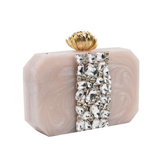 Clutch nacarado blanco con cristal y cierre flor de loto