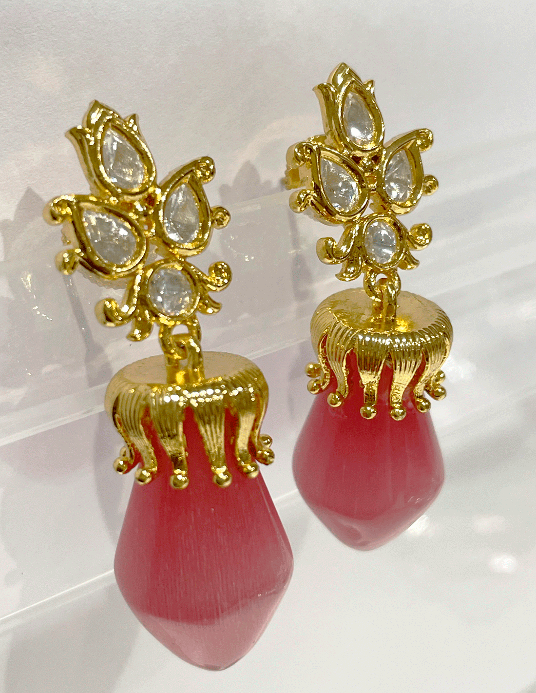 Pendientes artesanales kundan classic con piedra semipreciosa