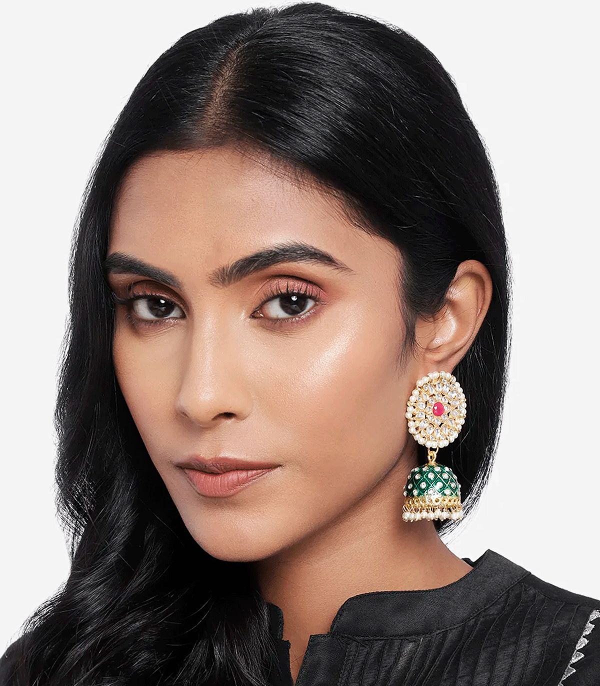 Pendientes Meenakari Jhumki ligeros y realizados con Kundan y perlas